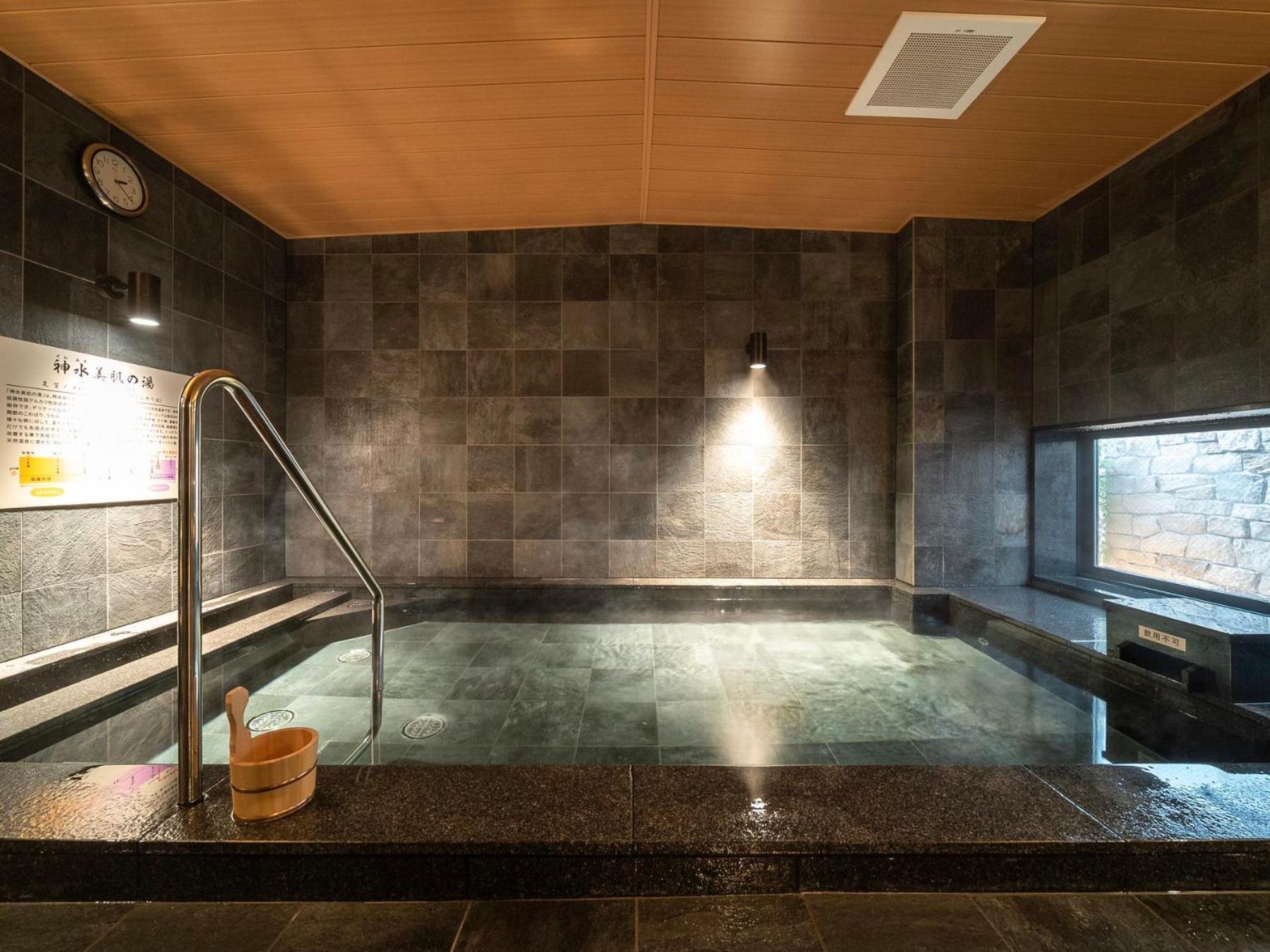 Super Hotel Kumamoto Ekimae Natural Hot Springs Dış mekan fotoğraf